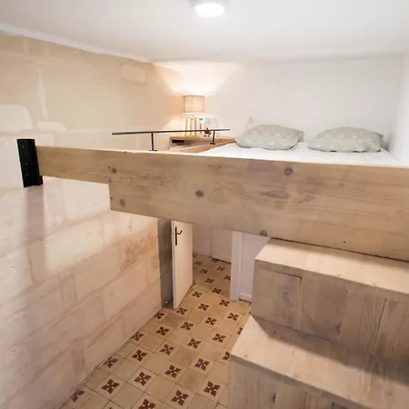Duplex Liberte-grande Terrasse-clim-quartier Roquette Apartment