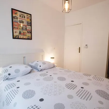 Apartment Duplex Liberte-grande Terrasse-clim-quartier Roquette